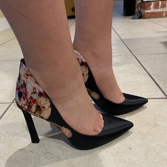 Jessica Simpson Shoes - Jessica Simpson pumps